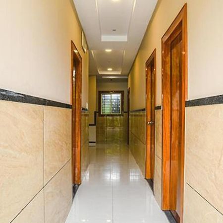 Fabhotel Royal Palace 인도르 외부 사진