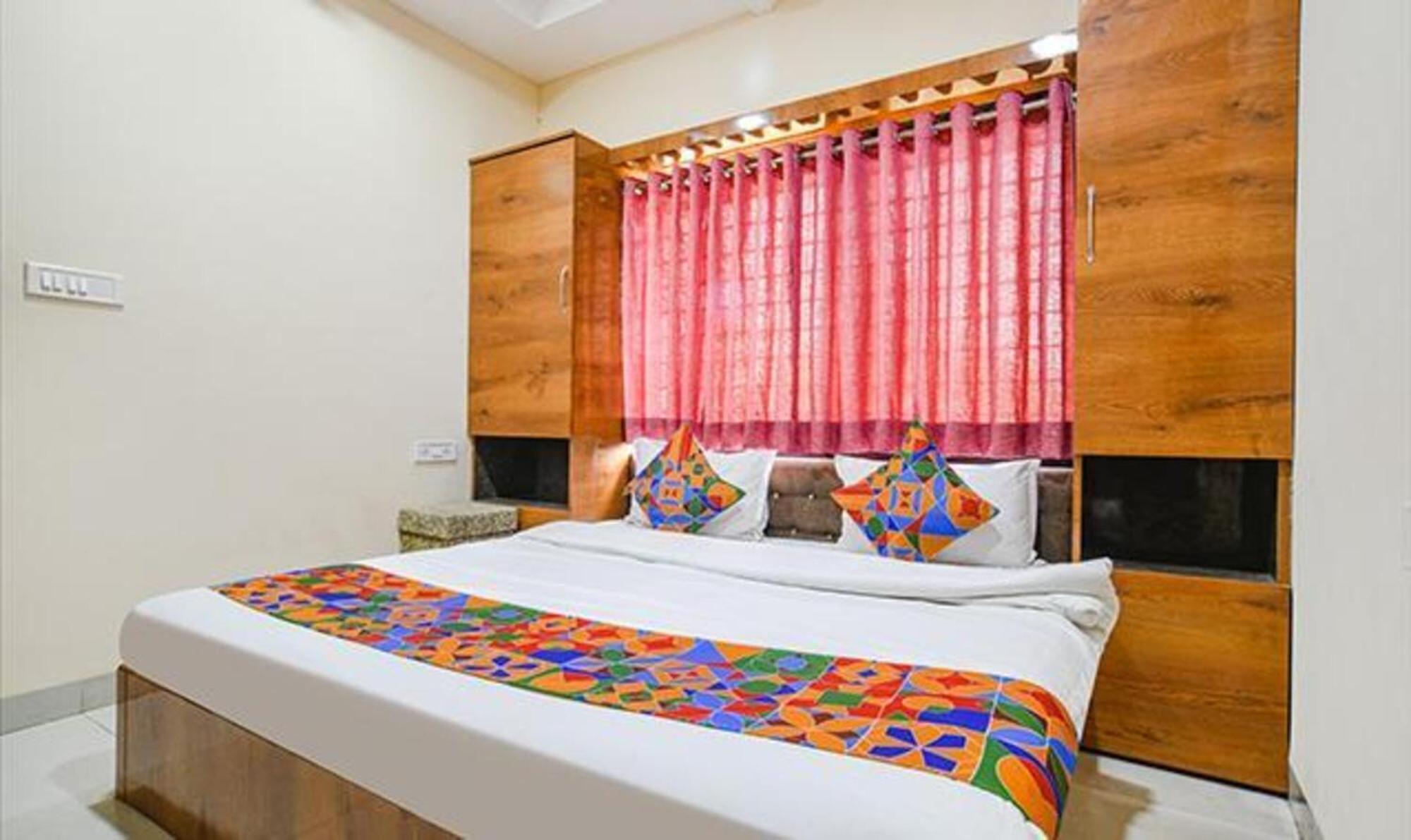 Fabhotel Royal Palace 인도르 외부 사진